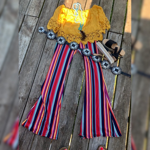 Crochet Crop Top - Picture 2 of 6